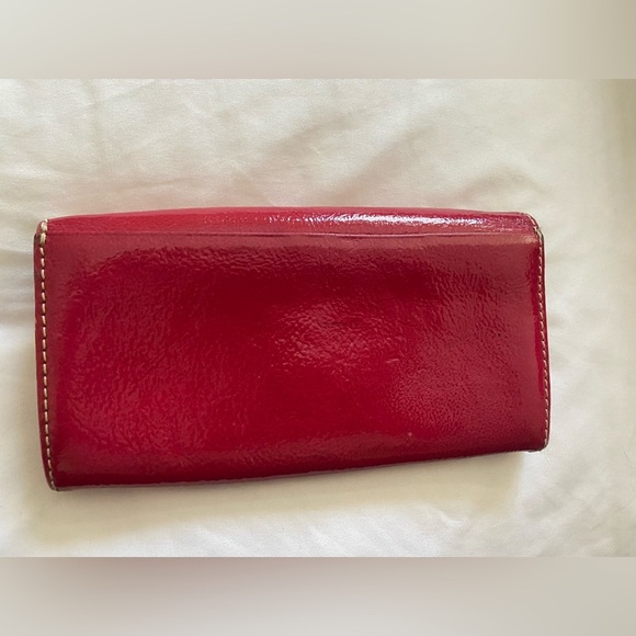 Auth Vivienne Westwood red patent leather long wallet. In EUC w/ silver emblem - Picture 3 of 9